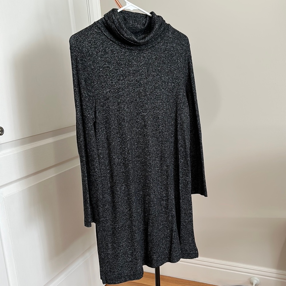 gray old navy women’s L Tunic